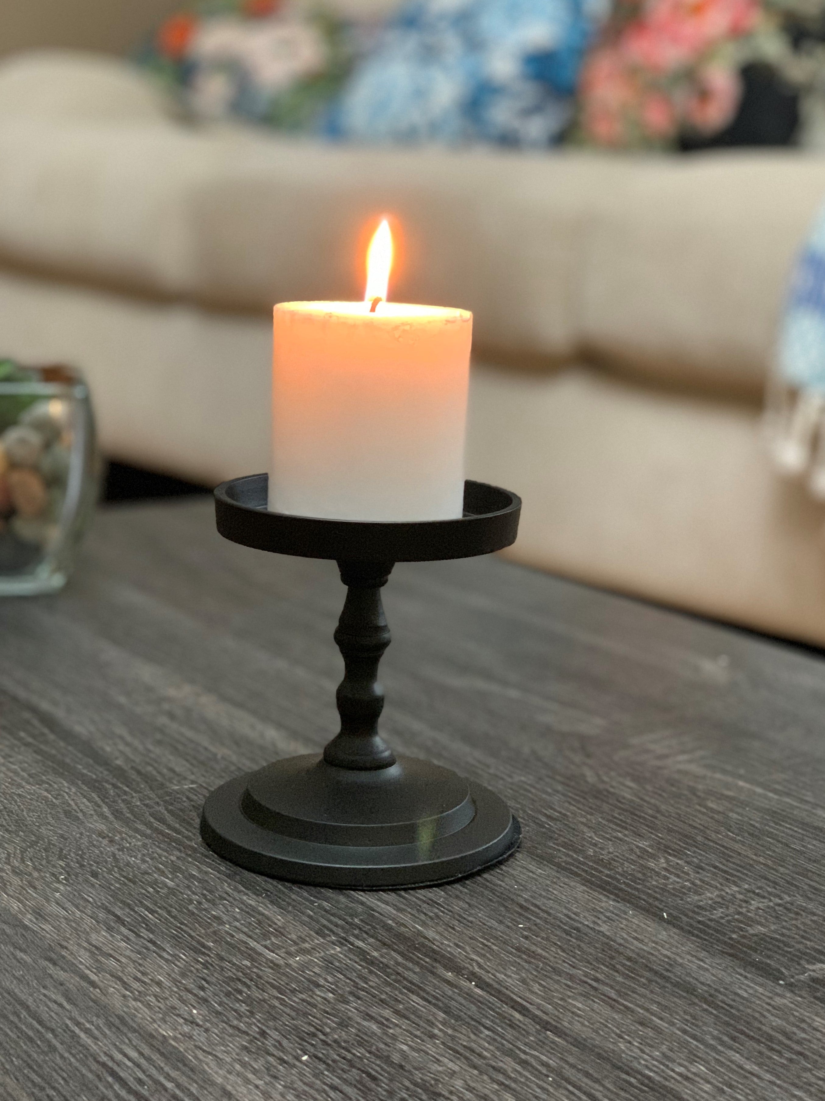 Vibhsa Pillar Candle Holder - Matte Black (4.5
