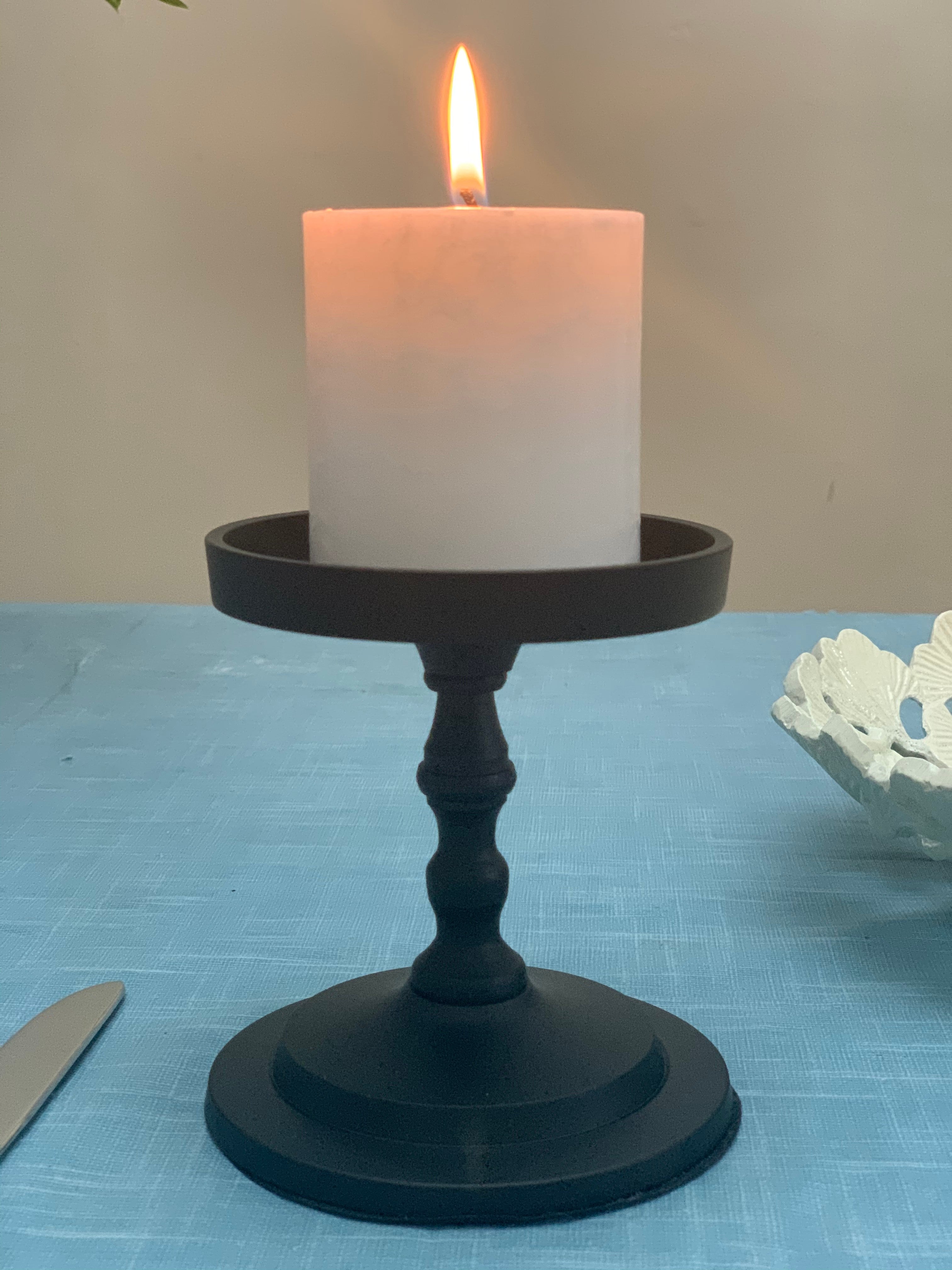 Vibhsa Pillar Candle Holder - Matte Black (4.5