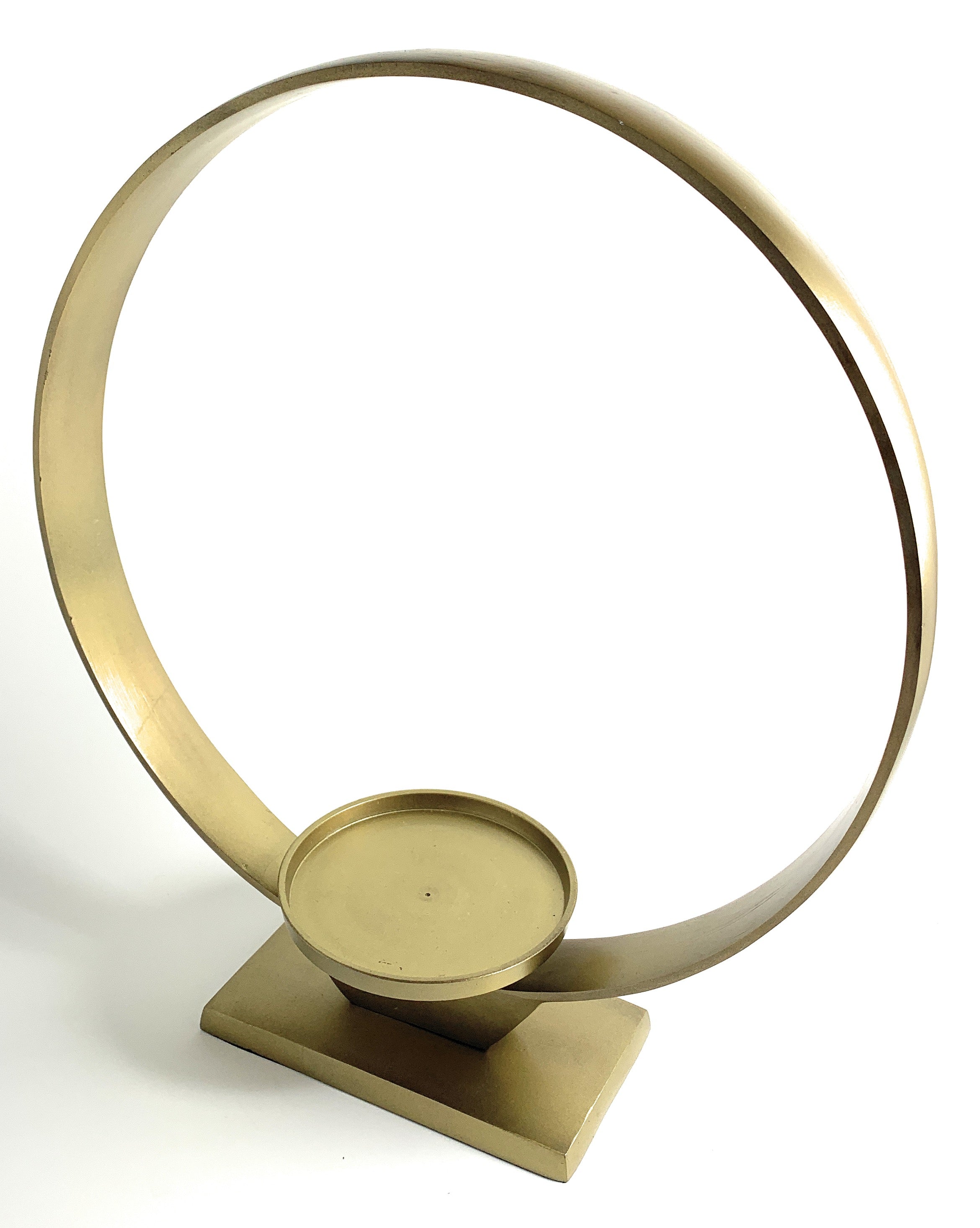Vibhsa Golden Ring Candle Holder (15