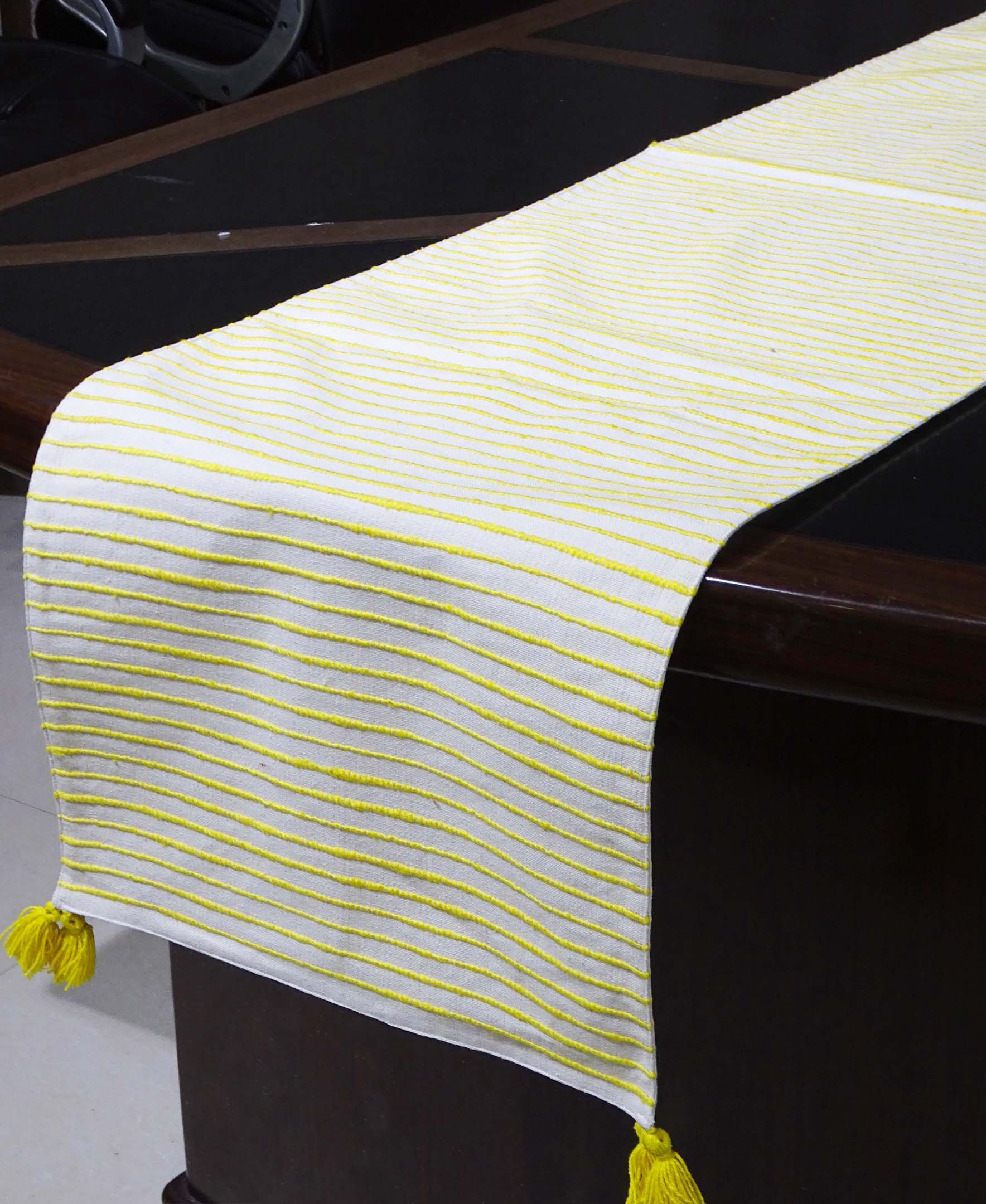 Cotton Table Runner with Yellow Stripes 16